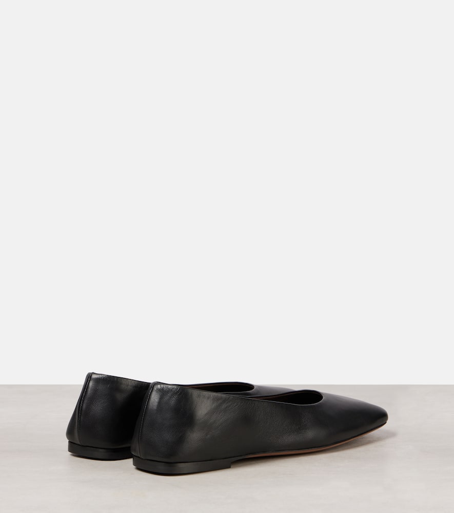 The Row Square Ballet Flats Flat Sole In Black