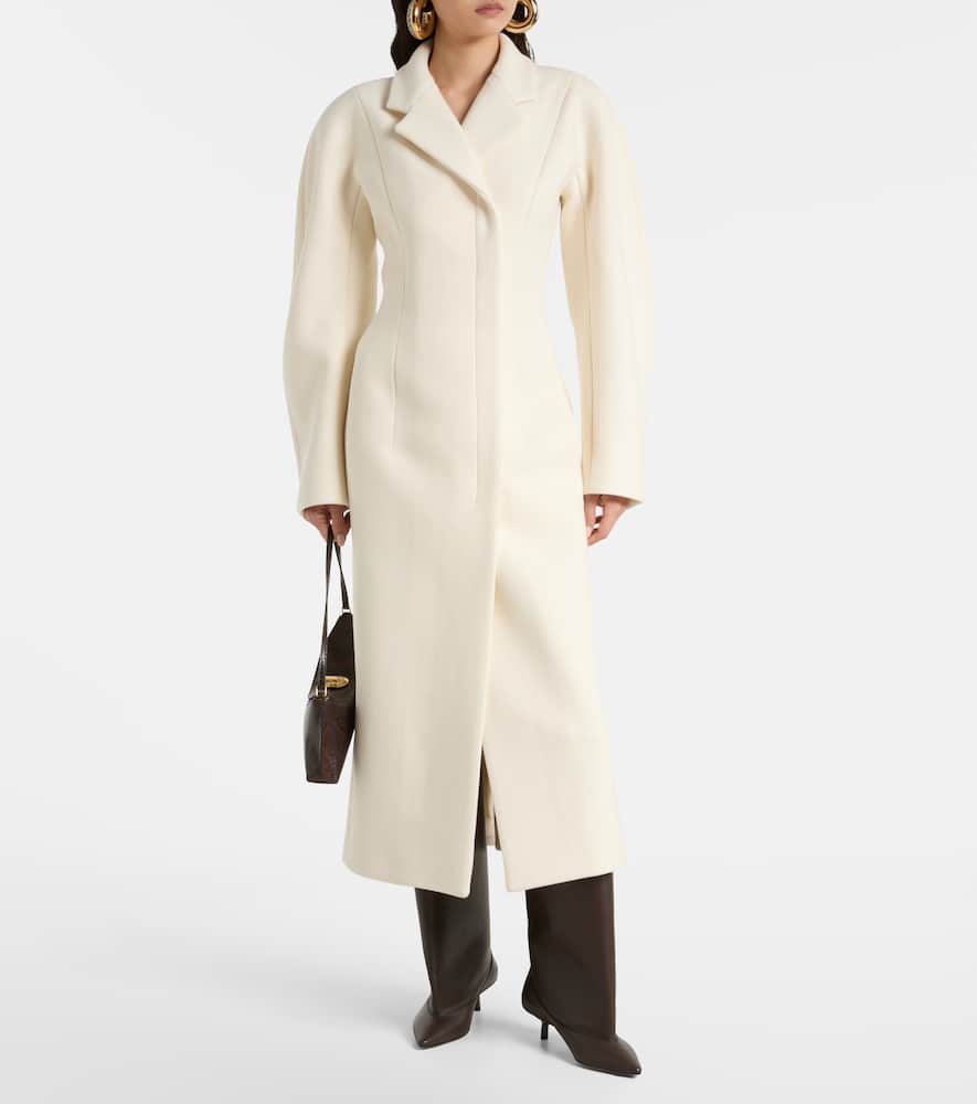 Jacquemus Women Brown Smooth Leather Wide The High Tourni Boots In Brown