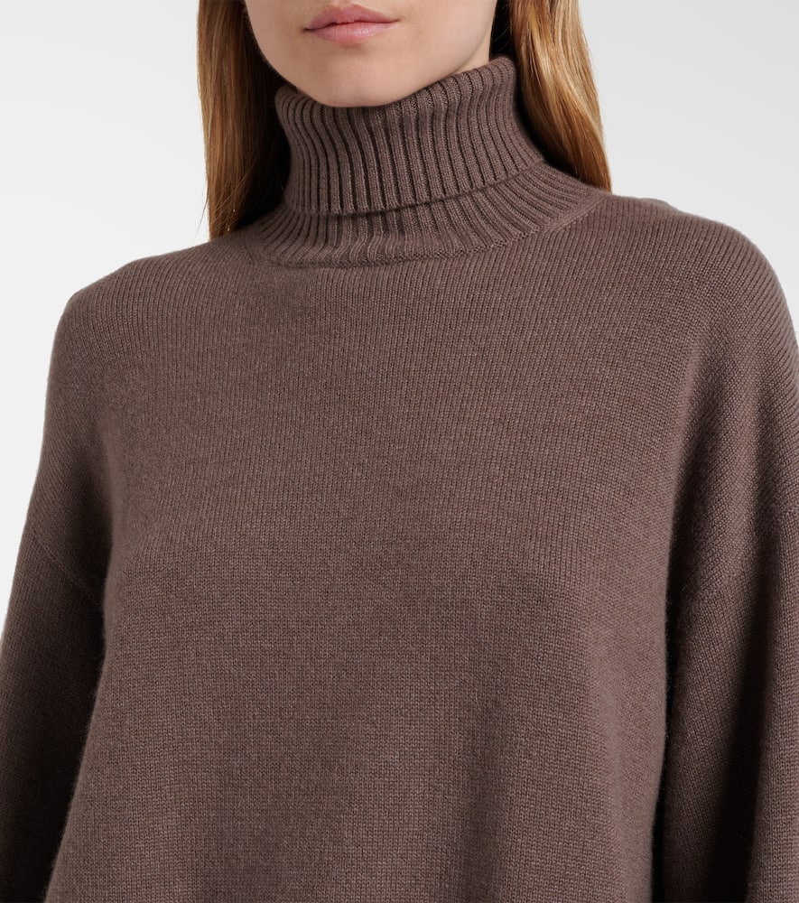 Brunello Cucinelli Cashmere Turtleneck Sweater In Brown