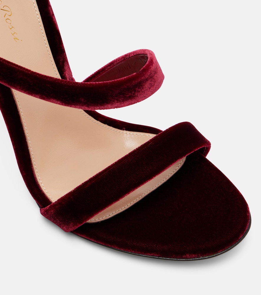  Gianvito Rossi Gianvito Rossi Sandalen Opera 105 Aus Samt 