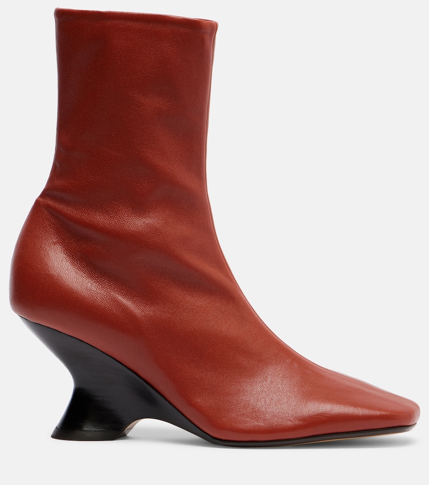  Dries Van Noten Dries Van Noten 75 Leather Ankle Boots 