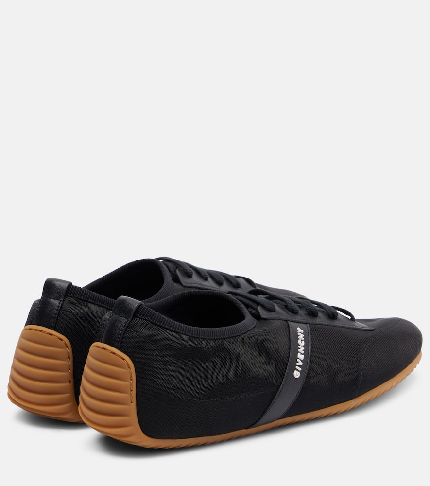 Givenchy Slim Leather-trimmed Sneakers In Black