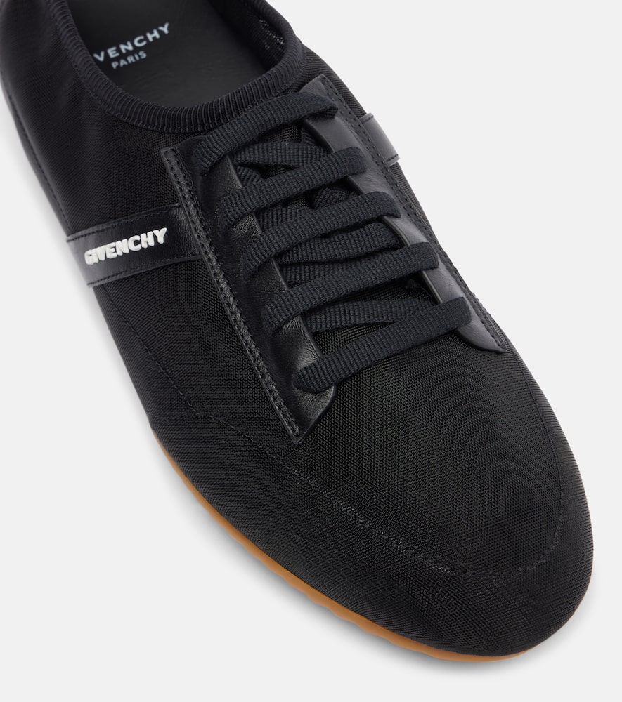 Givenchy Slim Leather-trimmed Sneakers In Black