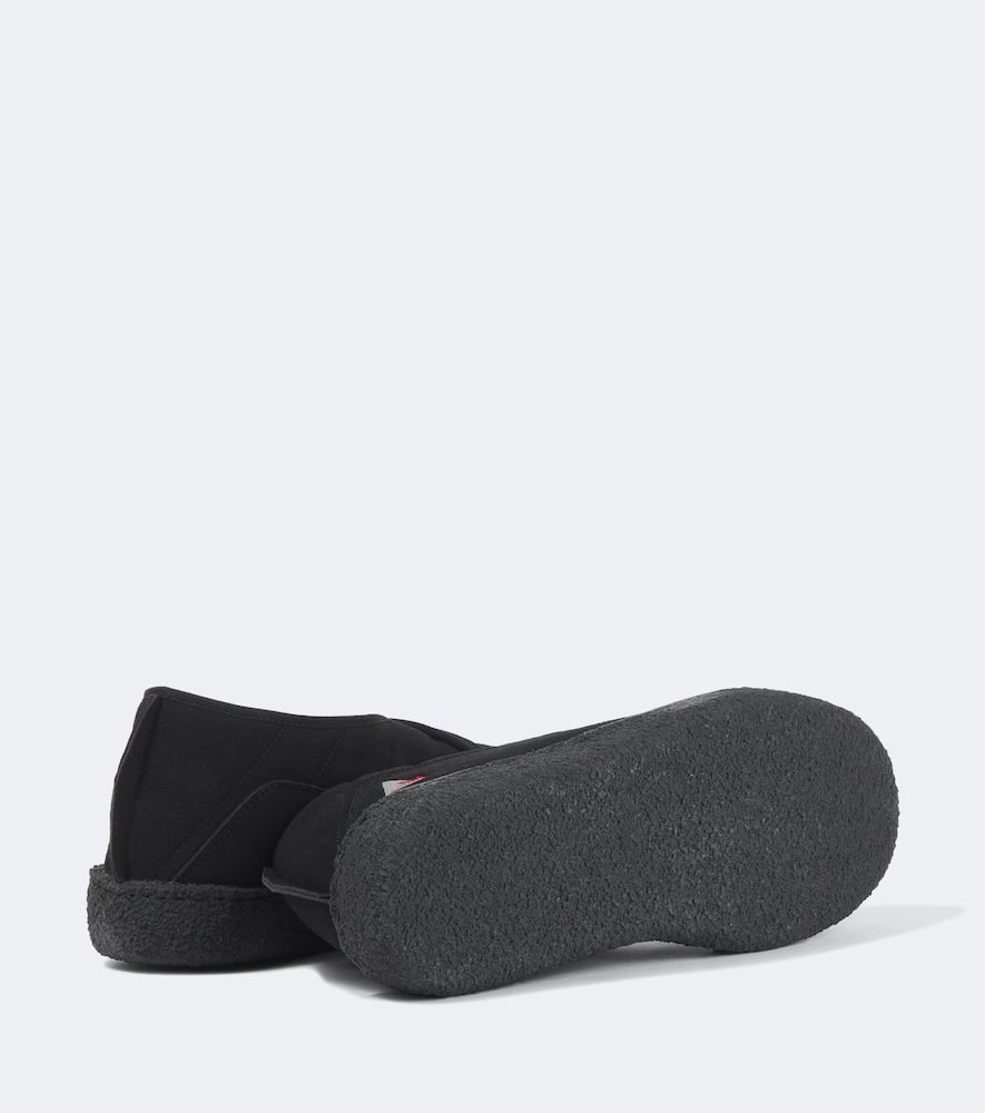  Roa Roa Slip-on Shoes 