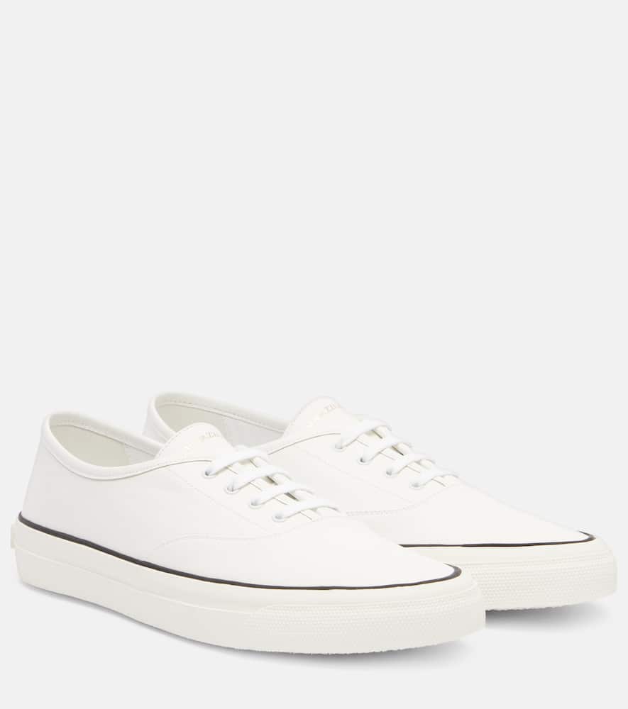 Minimalist leather sneakers