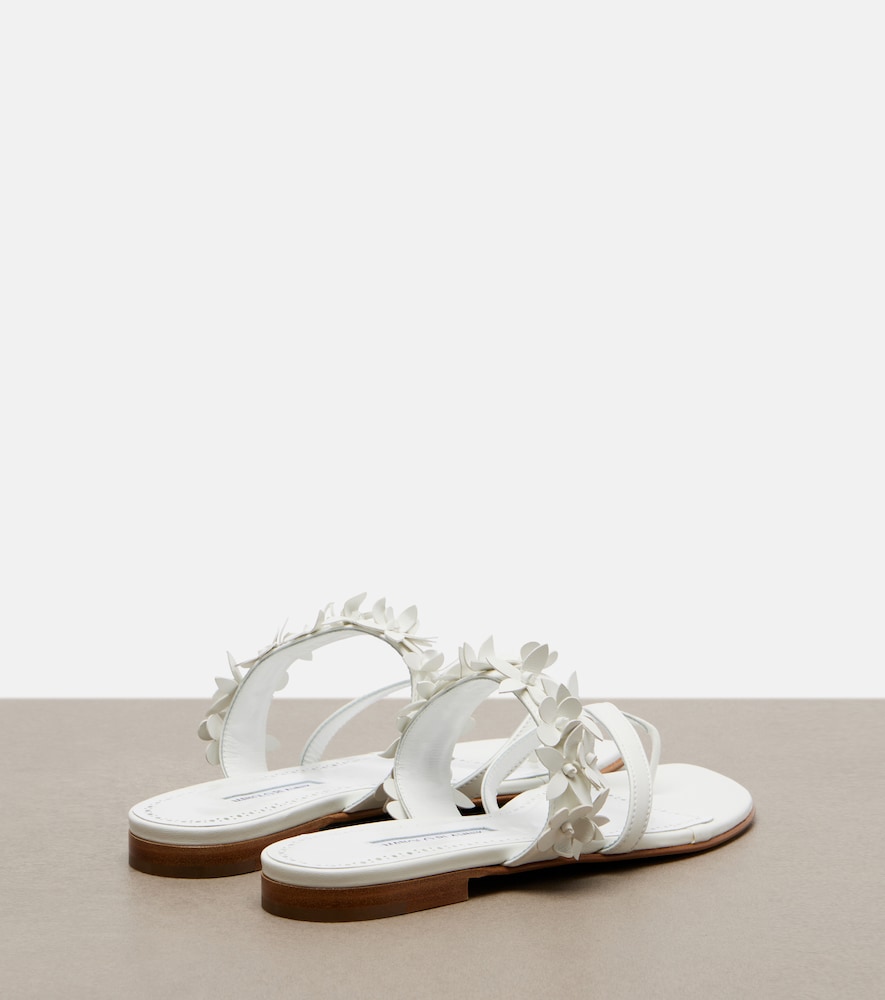  Manolo Blahnik Manolo Blahnik Sandalias Fiosa De Piel Con Aplique Floral 