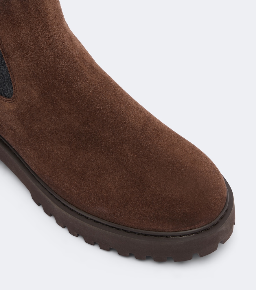 Monili Suede Chelsea Boots