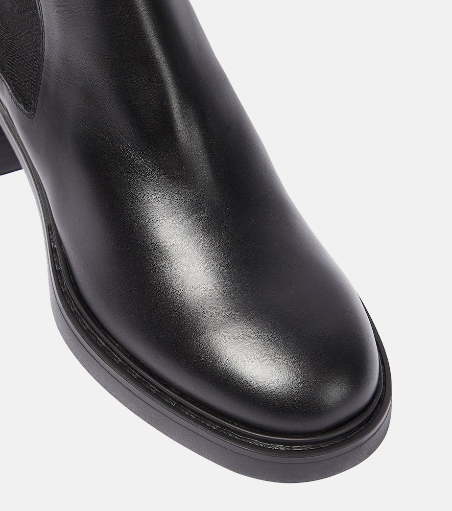 Shop Roger Vivier Viv' Ranger Leather Chelsea Boots In Black