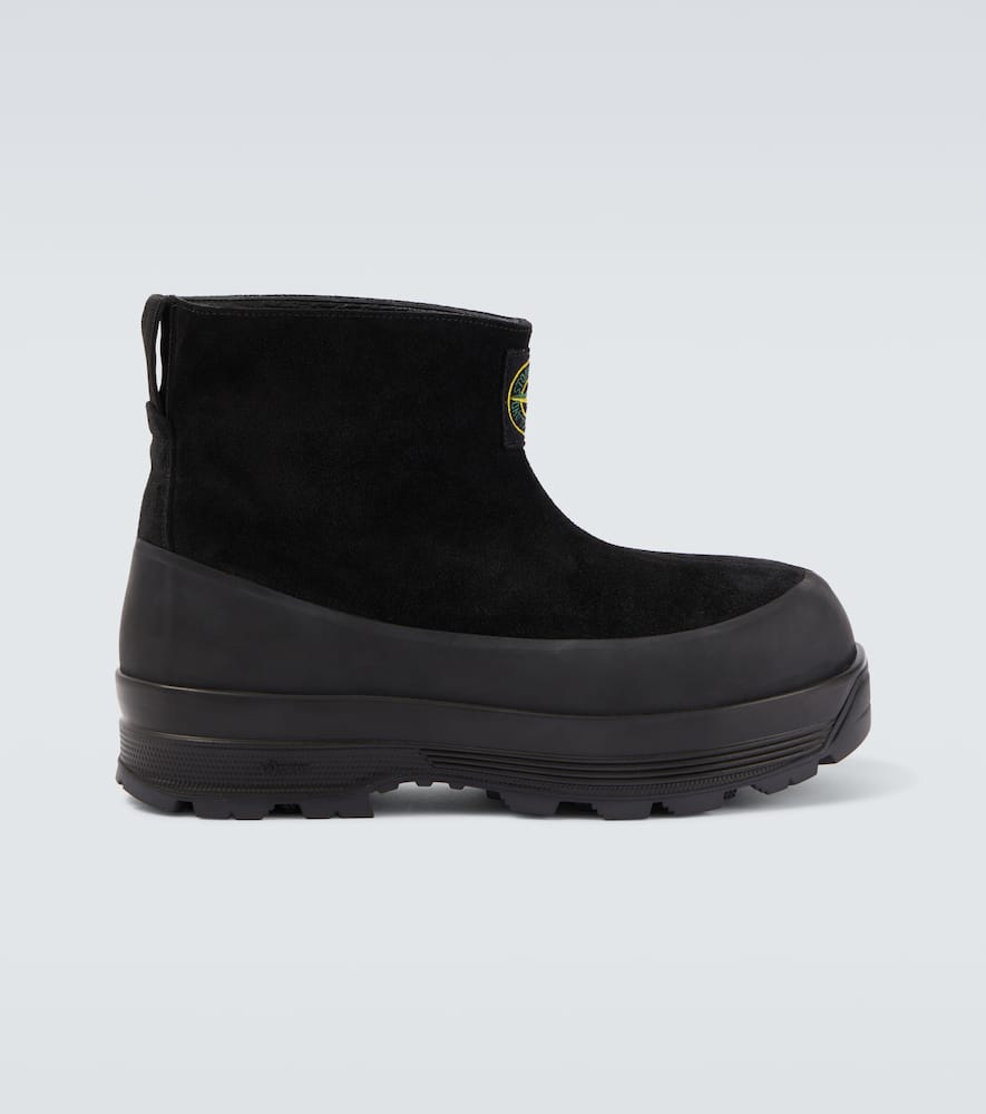 Stone Island Ankle Boot With Vibram Sole For Shock Absorption In Black