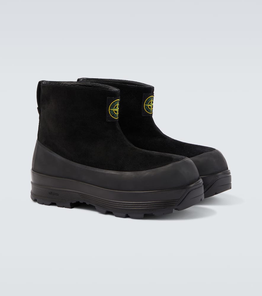 Stone Island Ankle Boot With Vibram Sole For Shock Absorption In Black
