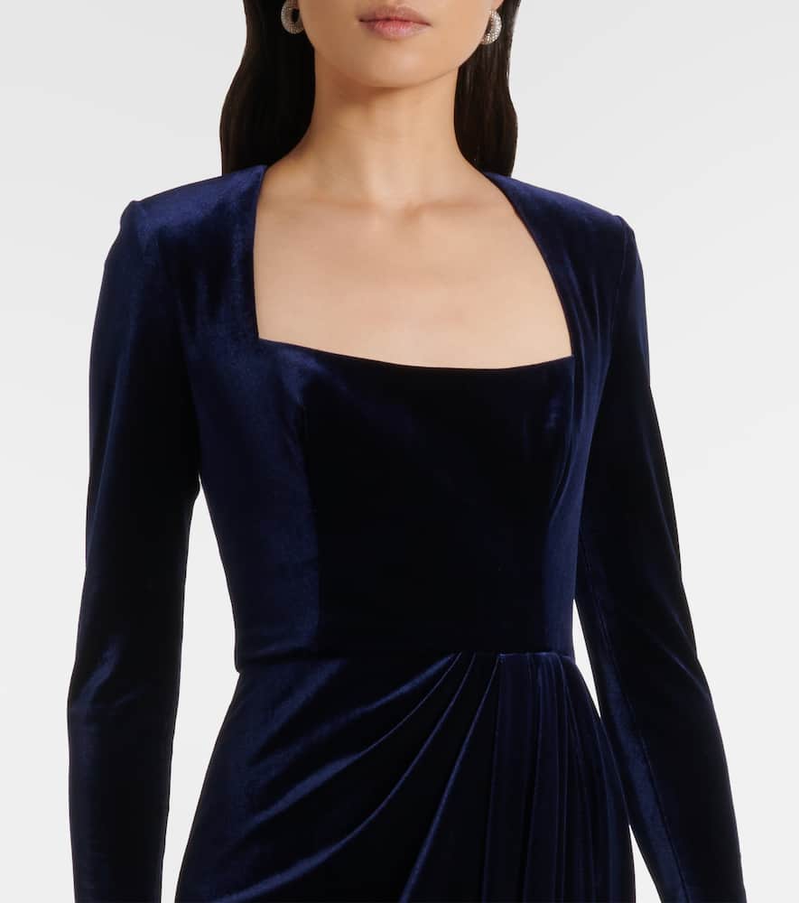 Monique Lhuillier Belted Velvet Gown In Blue
