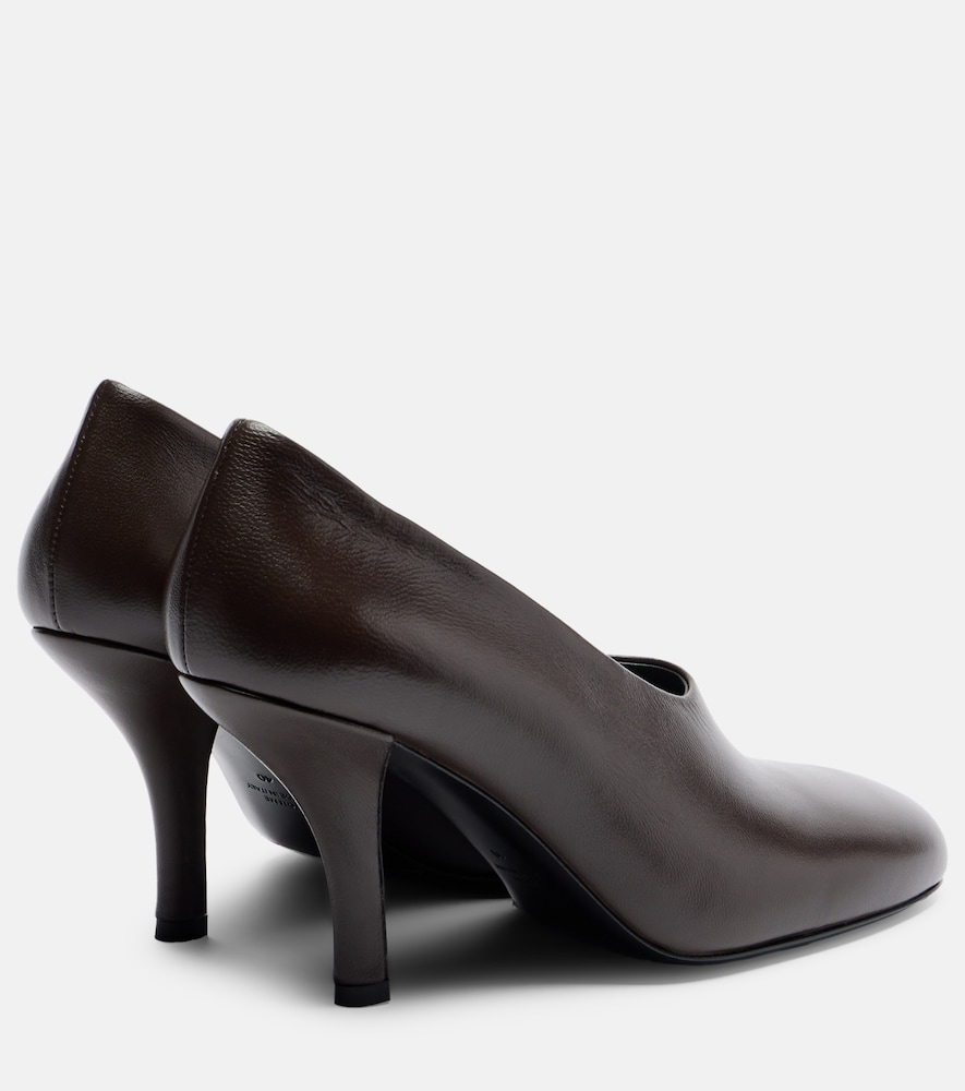  Toteme Toteme Leather Pumps 
