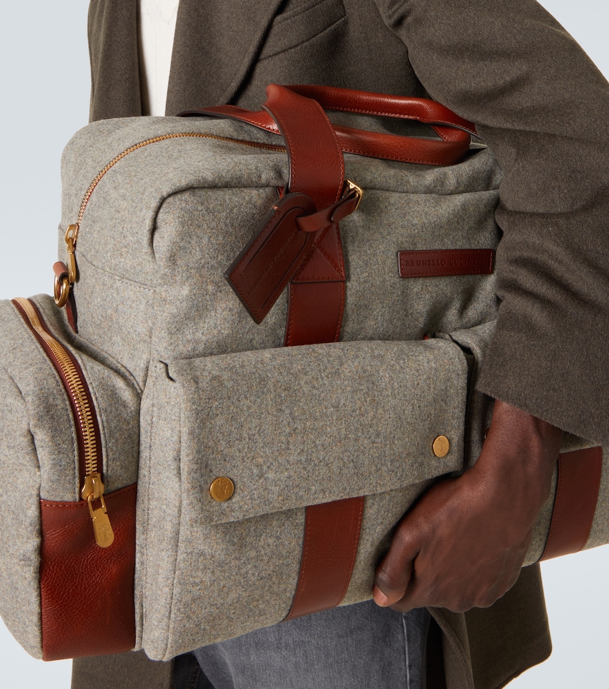  Brunello Cucinelli Brunello Cucinelli Leather-trimmed Duffel Bag 