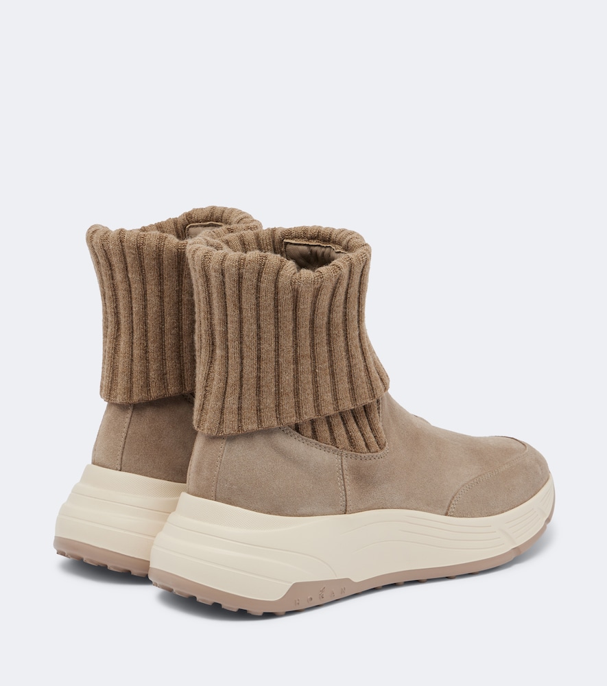 H669 Ankle Boots