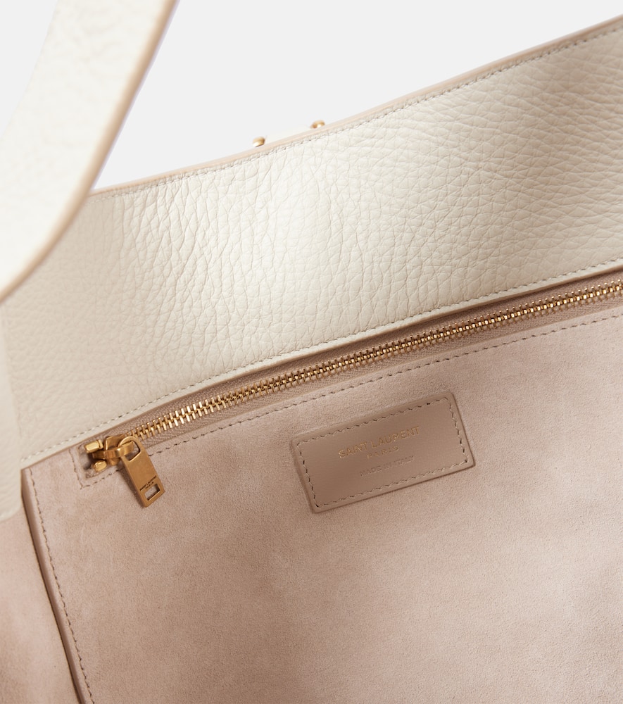 Saint Laurent Le 5 À 7 Bea Large Leather Tote Bag In White