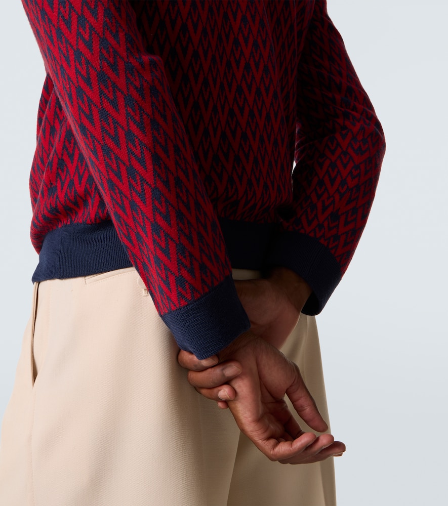 Valentino Jacquard Pattern Crewneck Sweater In Blue