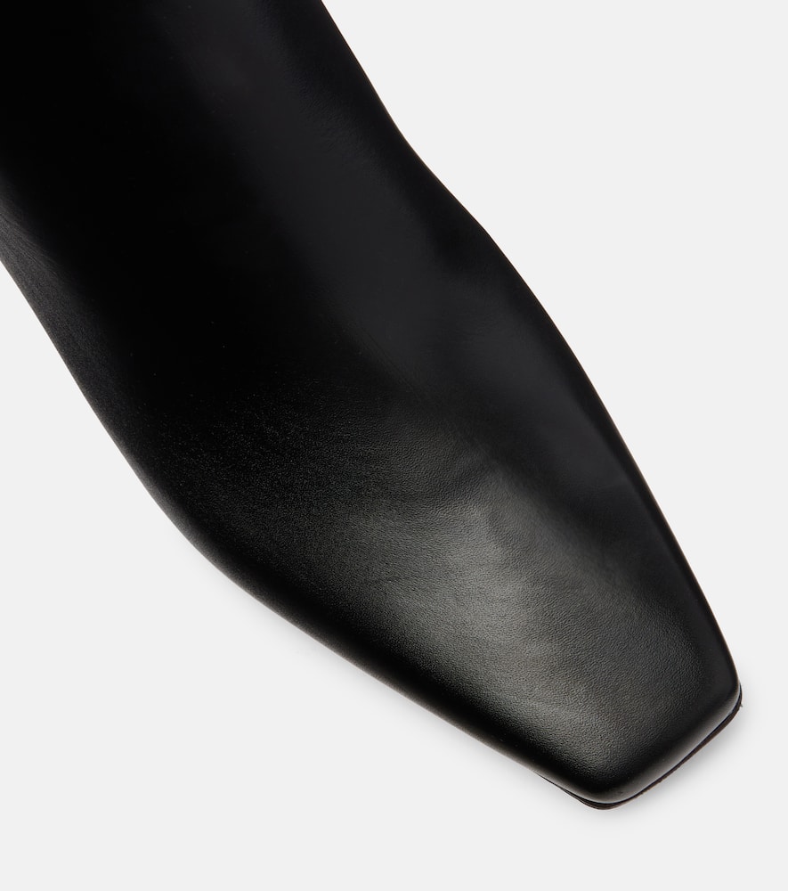 Manolo Blahnik Ofaralo Leather Ankle Boots In Black
