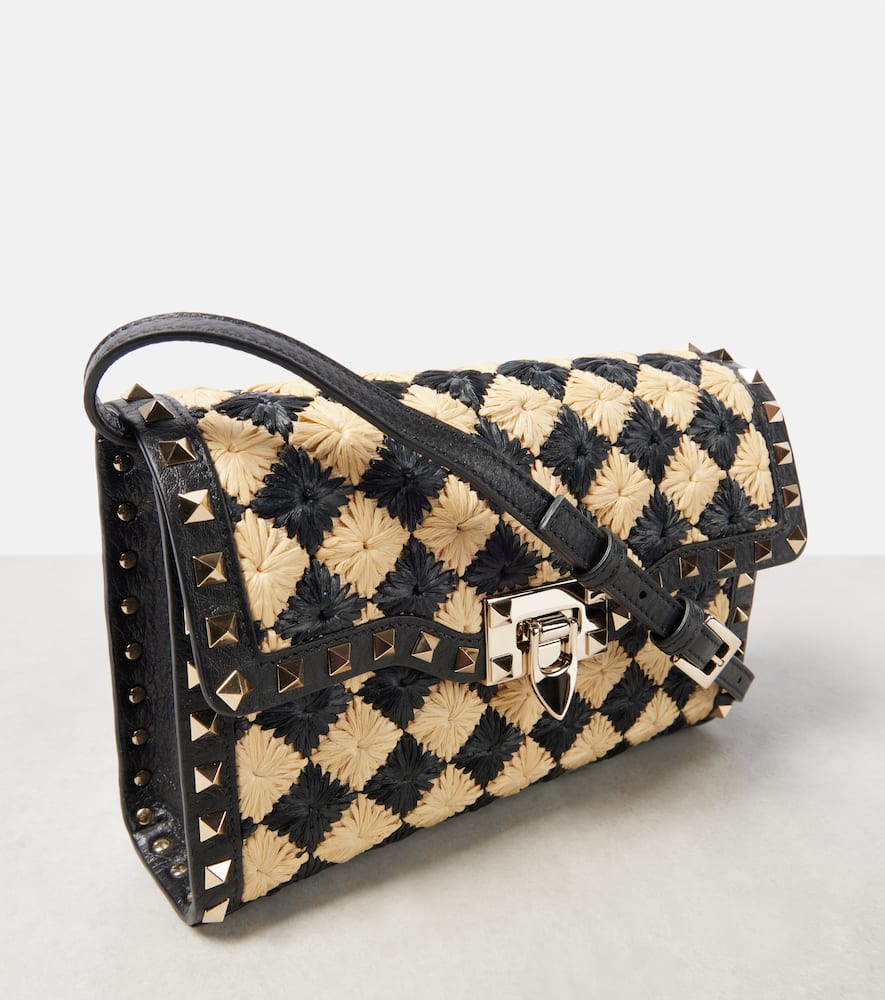 Valentino Rockstud Small Raffia-effect Shoulder Bag In Black