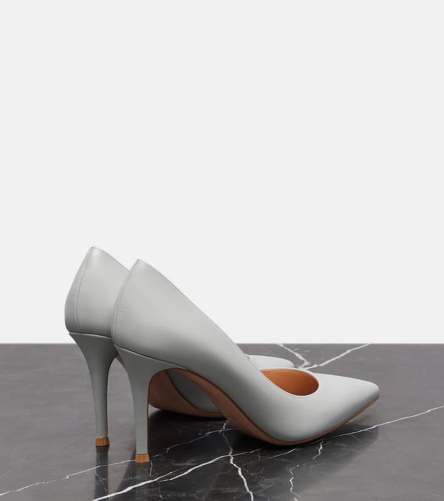 Gianvito Rossi Woman Pumps Light Grey Size 6 Leather