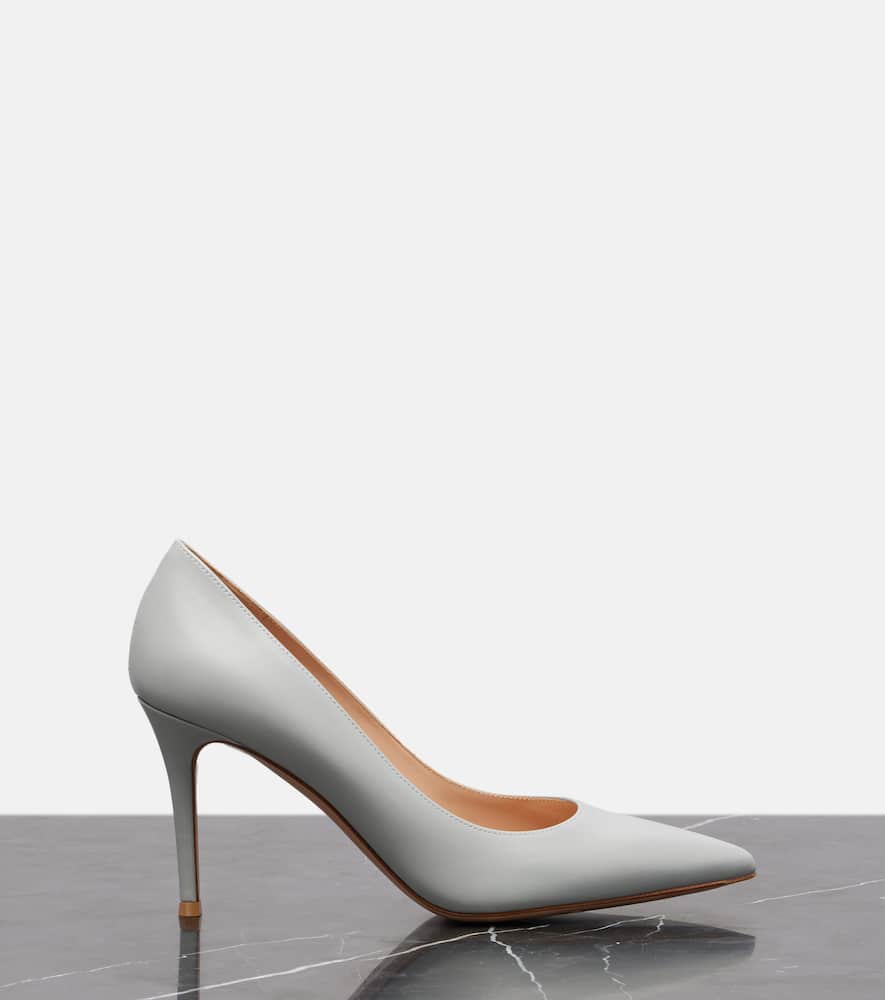 Gianvito Rossi Woman Pumps Light Grey Size 6 Leather