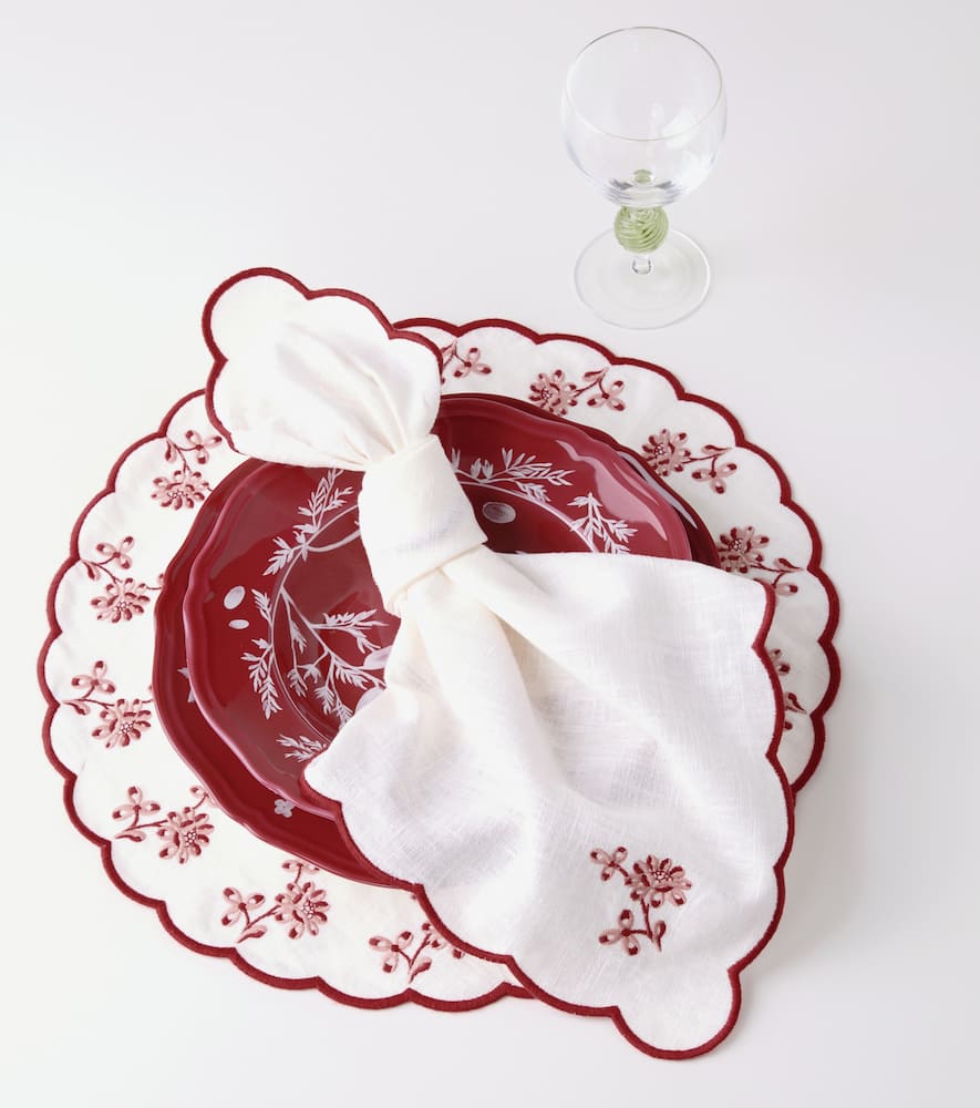 Cabana Botanica Set Of 2 Embroidered Linen Napkins In White