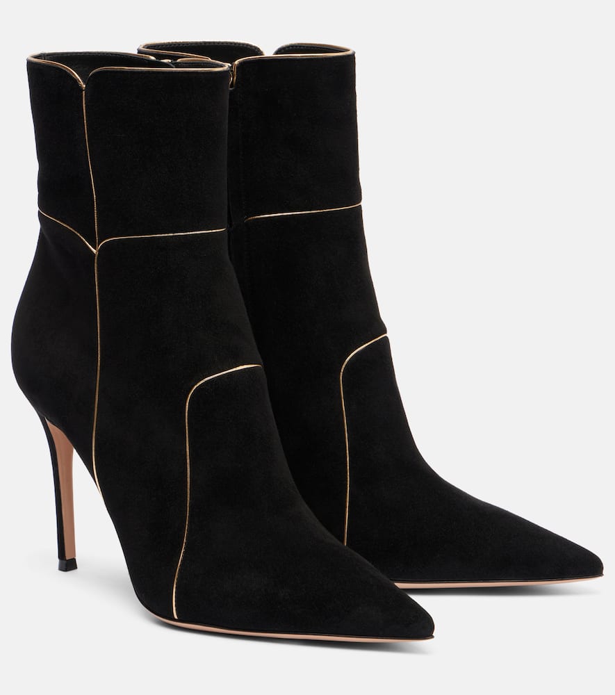 Gianvito Rossi 95mm Pointed-toe Stiletto Boots In Black