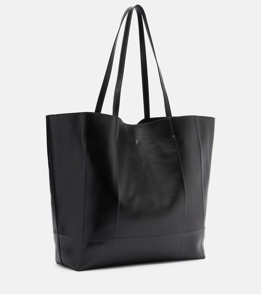 Roam Large Tote Bag