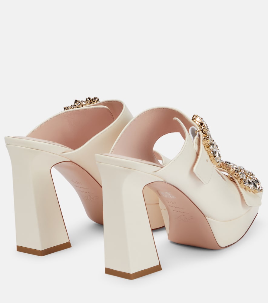  Roger Vivier Roger Vivier Embellished Leather Sandals 