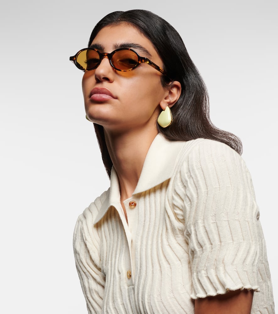 Bottega Veneta Round Sunglasses In Brown