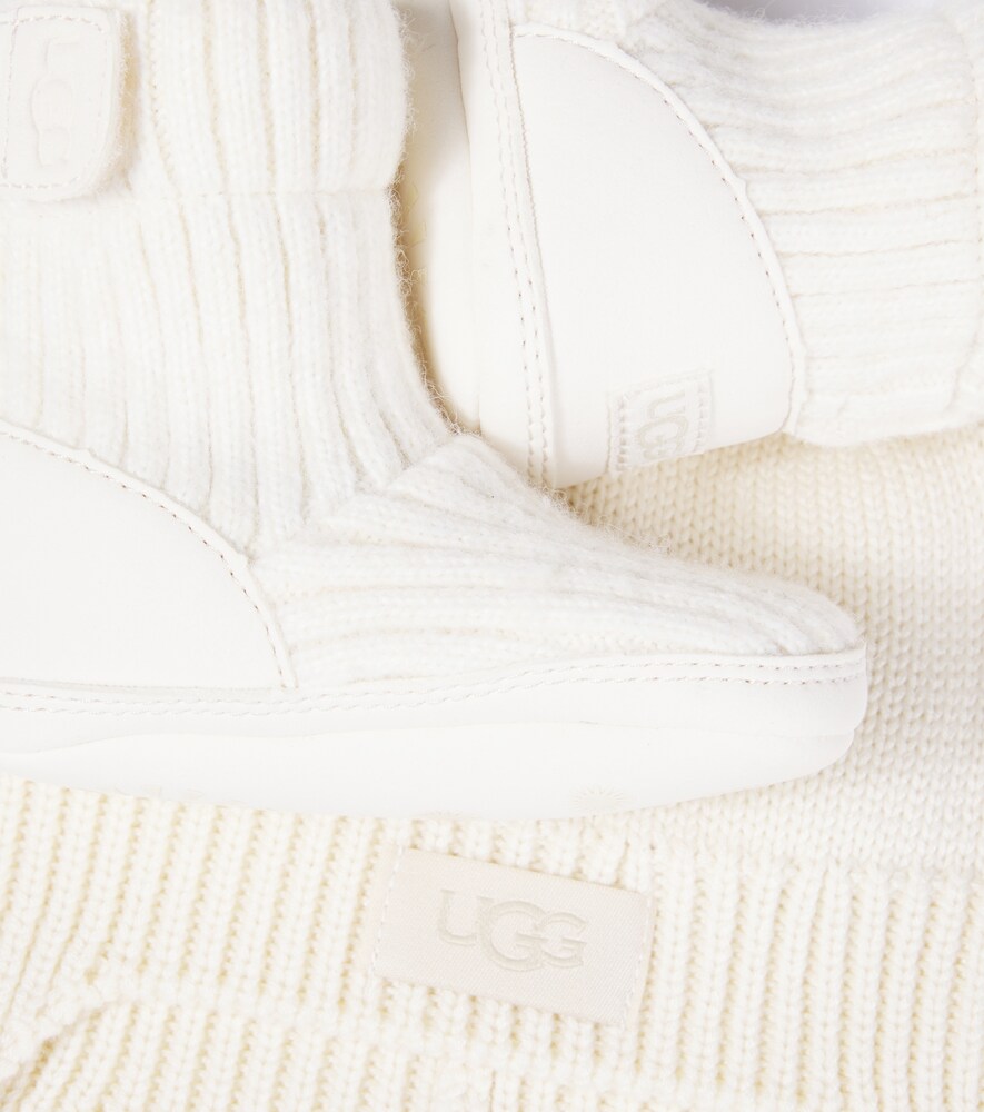  Ugg Kids Ugg Kids Baby Set Skylar Aus Stiefeln Und Mütze 
