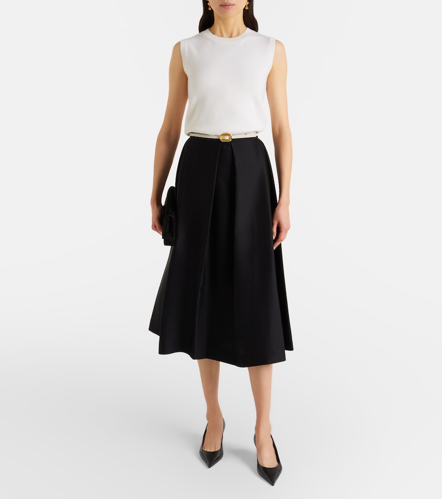 Oscar de la Renta Virgin wool sweater vest
