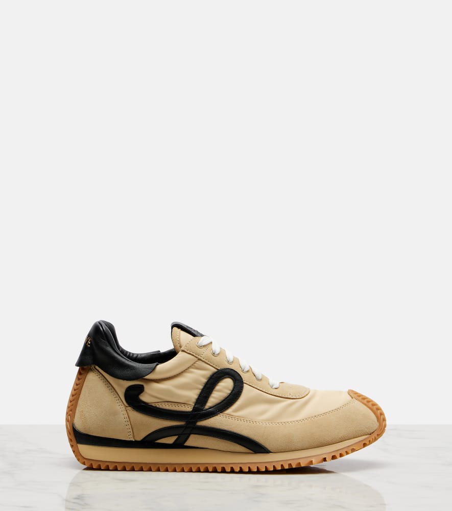 Loewe Flow Runner 2.0 Suede-trimmed Sneakers In Nude