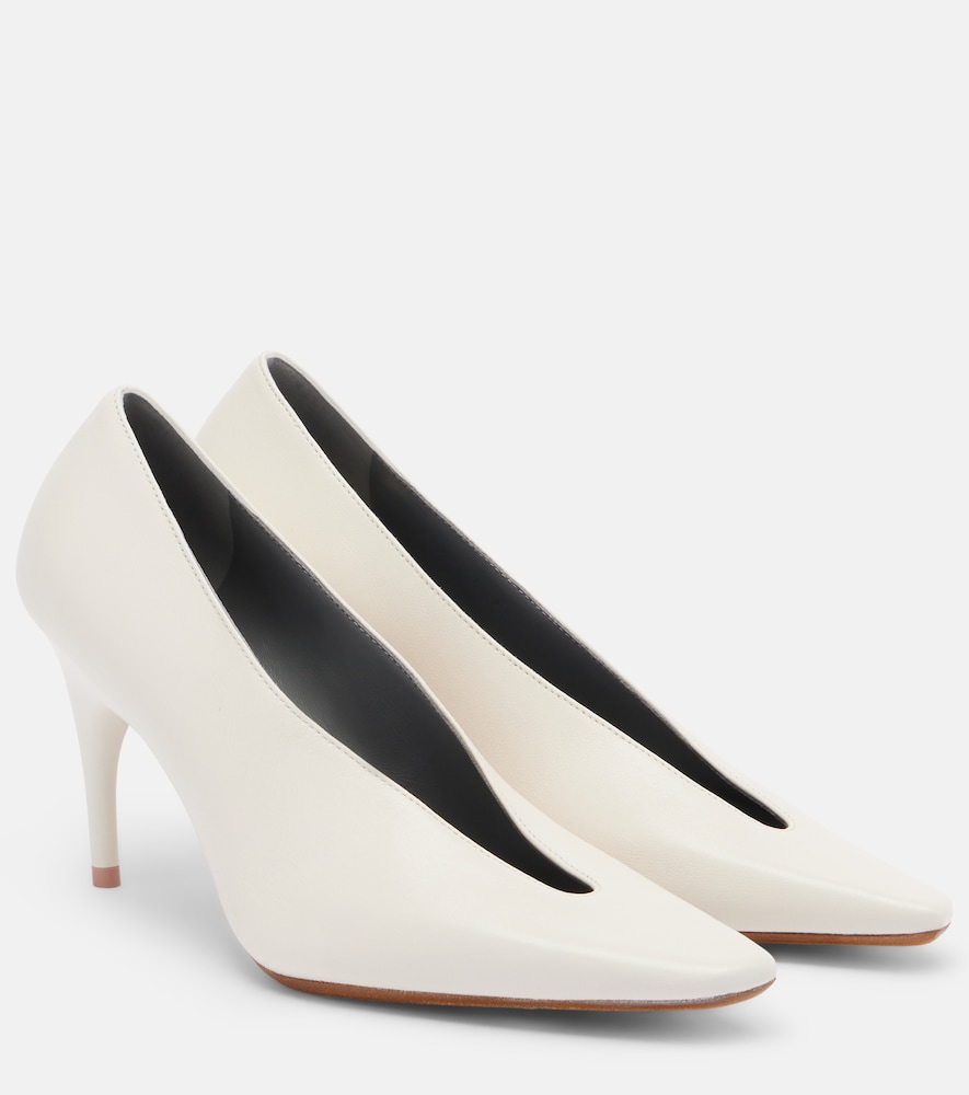 Balenciaga Duchesse leather pumps