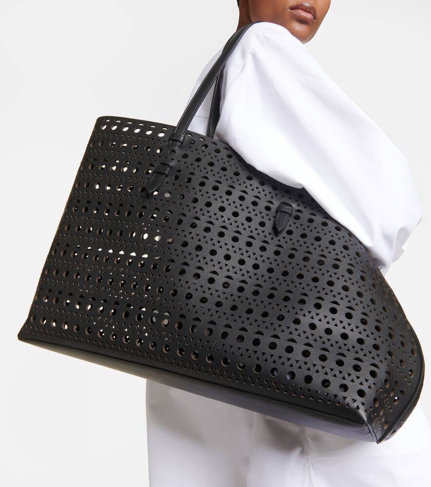 Alaïa Le Mina 44 Vienne Leather Tote Bag In Black