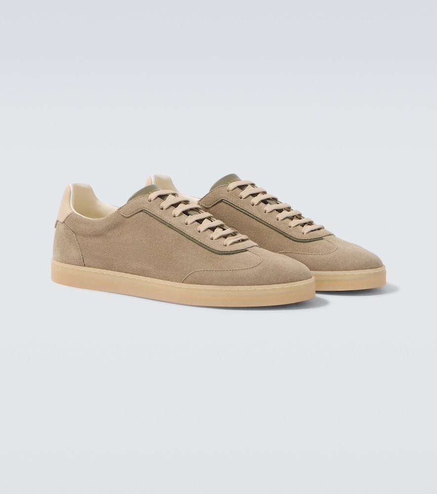 Sneakers aus Veloursleder