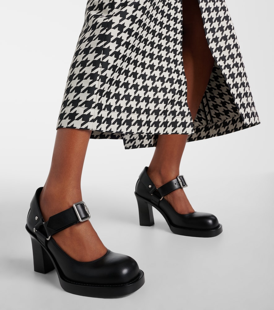 85 Pumps