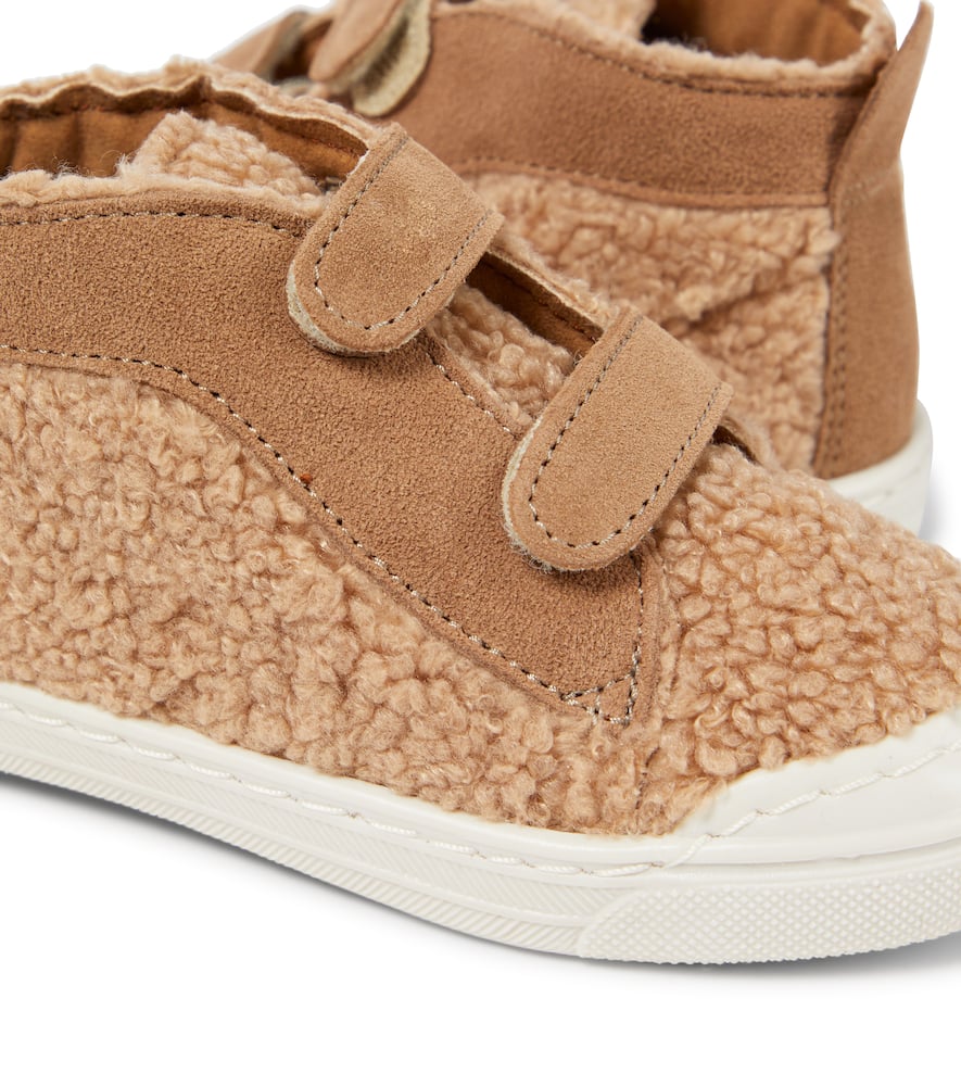 Il Gufo Leather-trimmed Teddy Sneakers In Beige