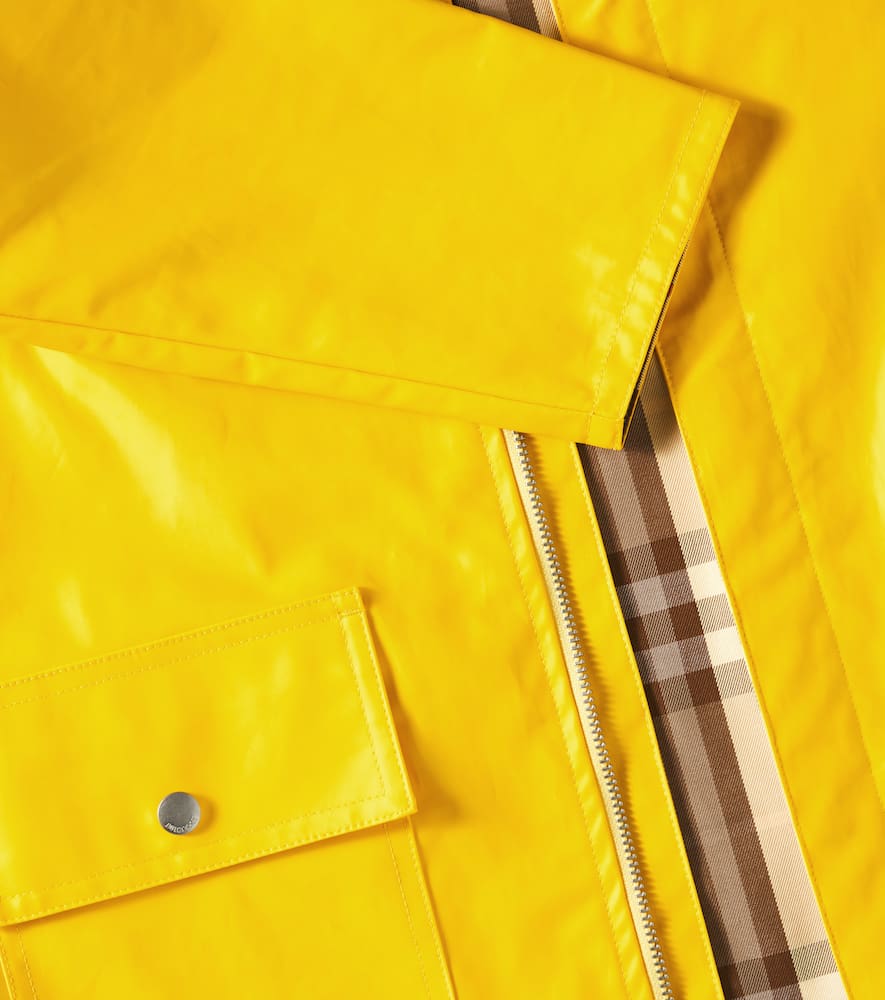 Burberry Check Reversible Cotton Raincoat In Yellow