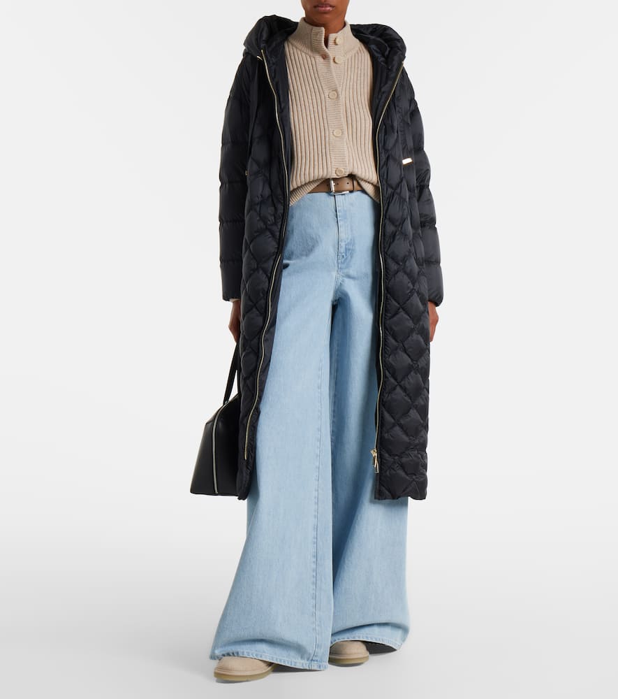 Max Mara The Cube Trepar Hooded Quilted Coat In Black