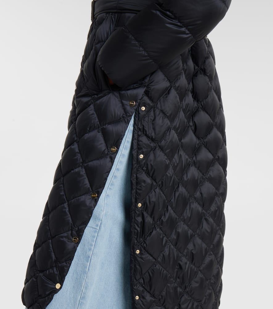 Max Mara The Cube Trepar Hooded Quilted Coat In Black