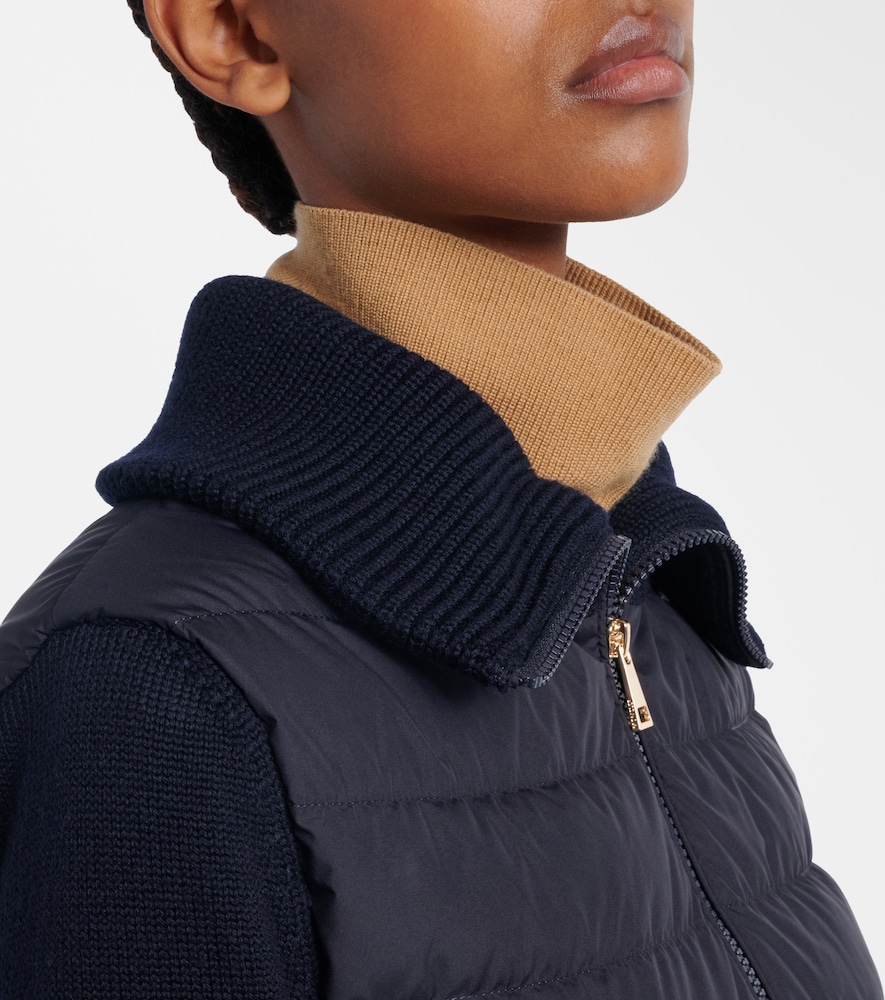  Moncler Moncler Paneled Quilted Down Jacket 