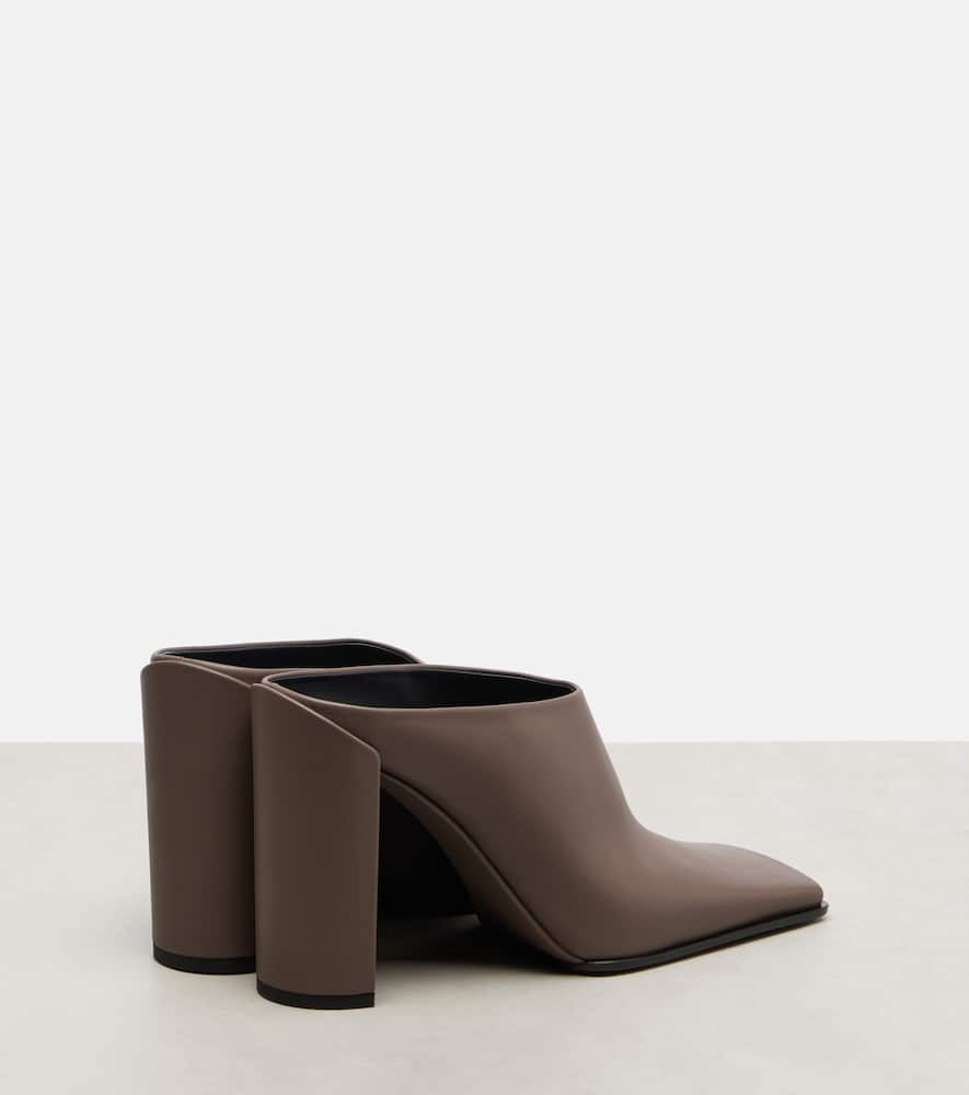Alaïa Square Toe Mule In Brown