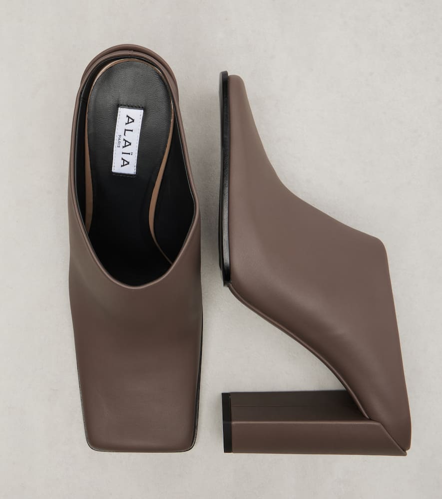 Alaïa Square Toe Mule In Brown