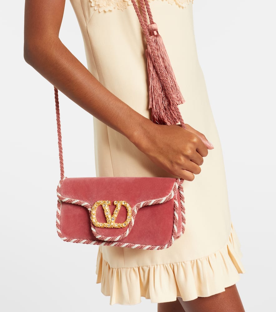 Valentino Locò Vlogo Mini Velvet Clutch In Pink