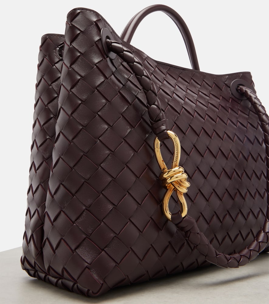 Bottega Veneta Andiamo Intrecciato Medium Leather Tote Bag In Burgundy