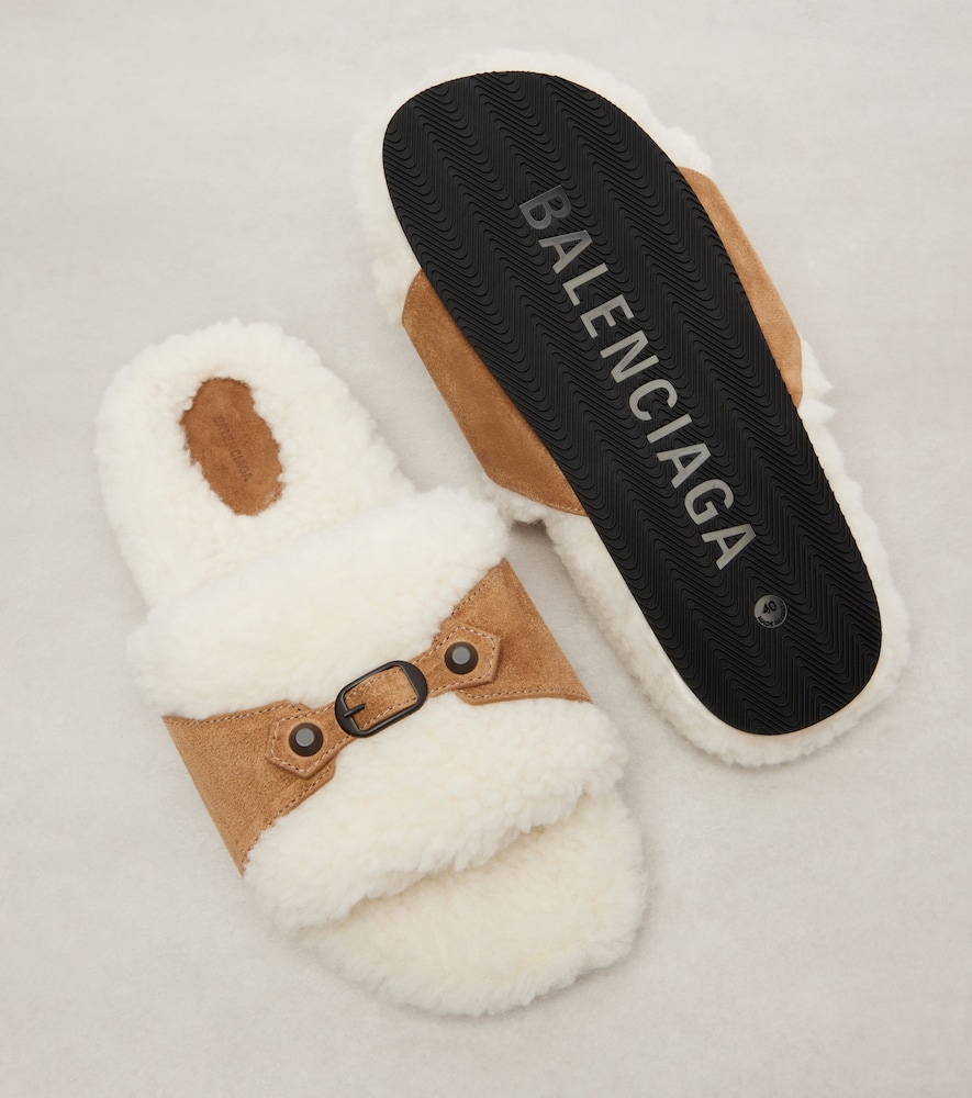  Balenciaga Balenciaga Pantoletten Aus Veloursleder 