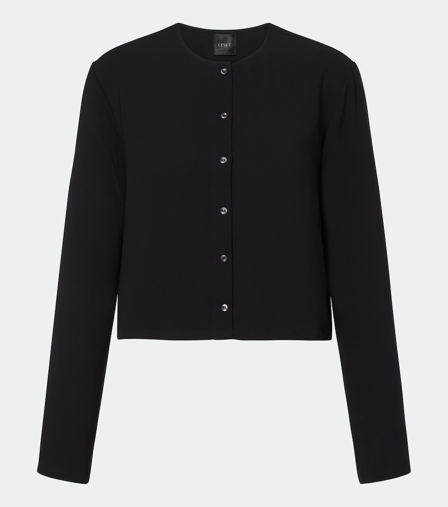 Leset Cardigan court Ari 285 €