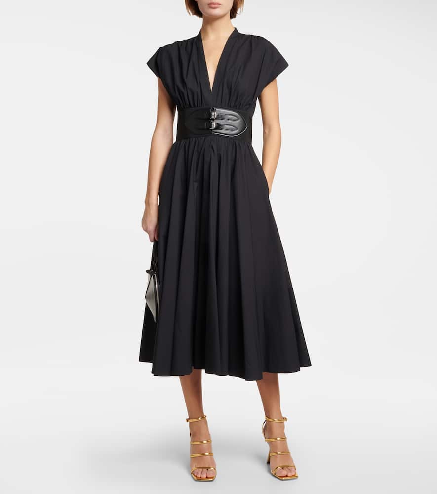 Alaïa Perfo Leather Sandals In Gold