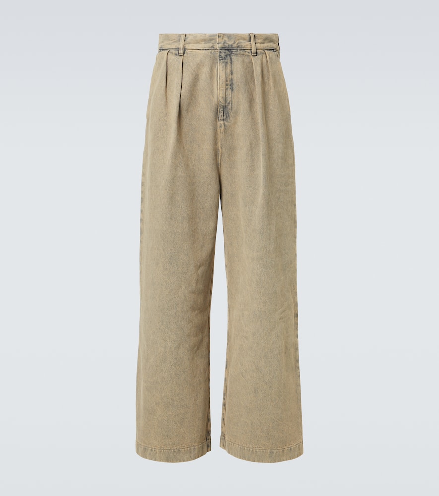 Pleated wide-leg jeans