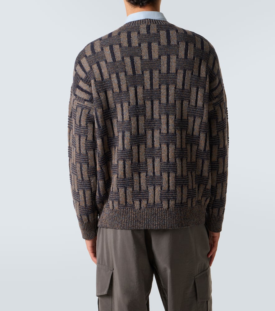 Giorgio Armani Geometric-pattern Crew-neck Sweater In Gray